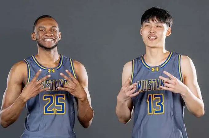 21岁中国球员庞清方，密西西比河谷州立大学（HBCU）男篮大三前锋（6尺9寸）。 在签证调整期间，被ICE逮捕关押，理由是签证过期，目前在被遣返程序中 · Inty News