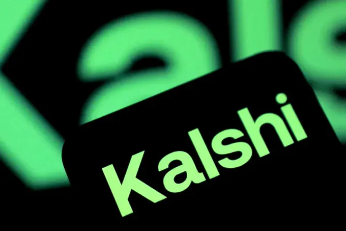 预测市场平台Kalshi正在调查一组可疑押注：三笔投注在川普宣布任命凯蒂·扎卡里亚出任白宫新闻秘书前不久买入，总额仅173美元，预计可拿到约9600美元。 扎… · Inty News