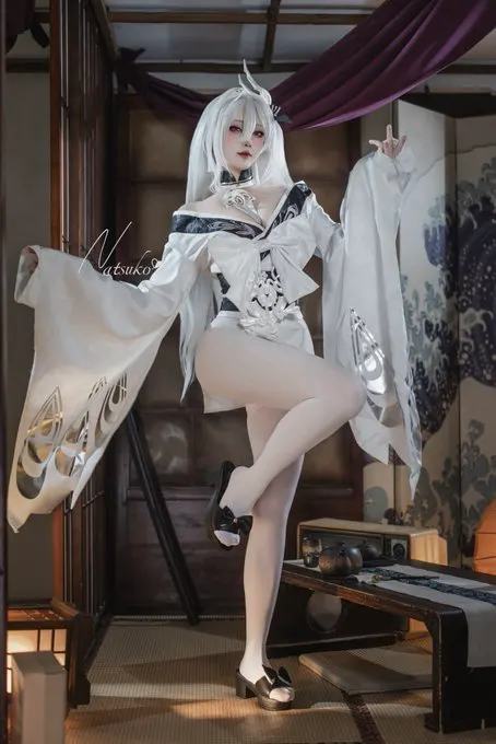 白鳳コスプレ🤍 #azurlane #アズールレーン · Natsuko夏夏子💕C108(日)南 h-13b