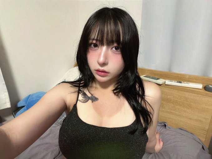 えっちな日焼けしちゃった · 麻倉瑞季