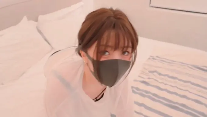 胸罩扔你脸上你要不要？🥰要的话就送给一个幸运的小朋友～👙👙 👉🏻https://t.co/zBdycCNhHn If I throw my bra at yo… · HongKongDoll