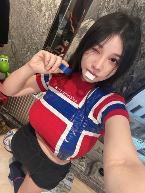 POV: when u can’t get the jersey of the team u like🤣 #worldcup #norway #jersey … · 泥JANiE | Jane.lin