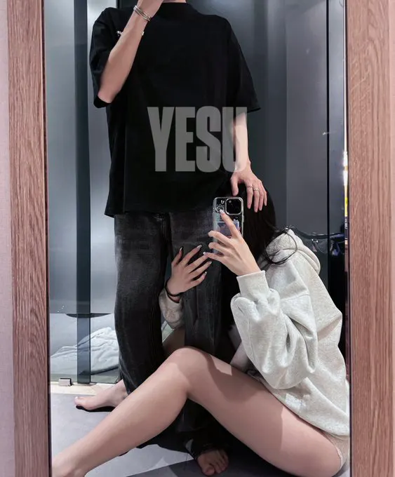 ｜摸摸头｜ · 耶稣