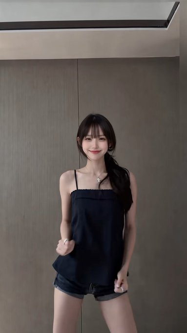 睡不着？起来嗨吧！ · AIVideoHub 🕊️