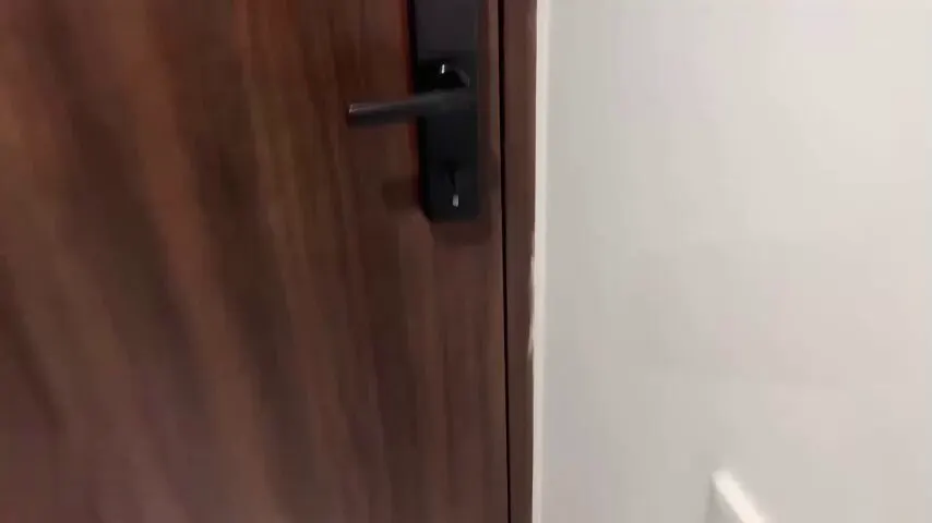 【成绩一直不理想，那我就给你灌输点知识吧！】妹妹的闺蜜每次都趁着我爸妈不在家，就上门找我妹妹一起复习，复习是假实则是想让我帮她灌输点精液！可惜最后操的太用力，… · 安妮鸭