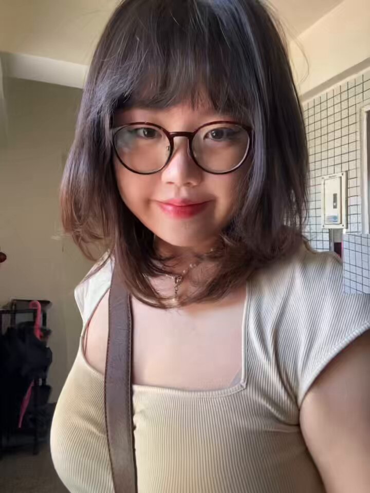 （我有p瘦身所以有空間扭曲） · 麻糬
