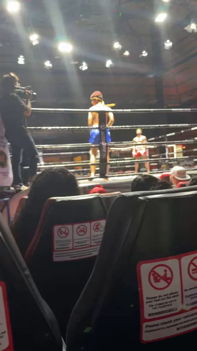 原來打泰拳的音樂 是 live band 欸 我一直以為是放mp3 真是失禮了 #MuayThai #BoxingStadiumPatong · 漢生 Hanson