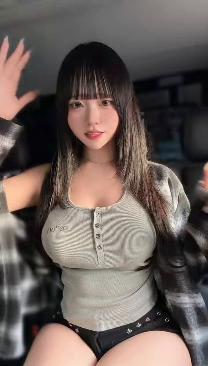 🫡🦦 · リリ♡
