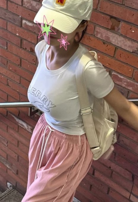 私はどうやら巨◯というより爆◯らしいです · さっちゃん