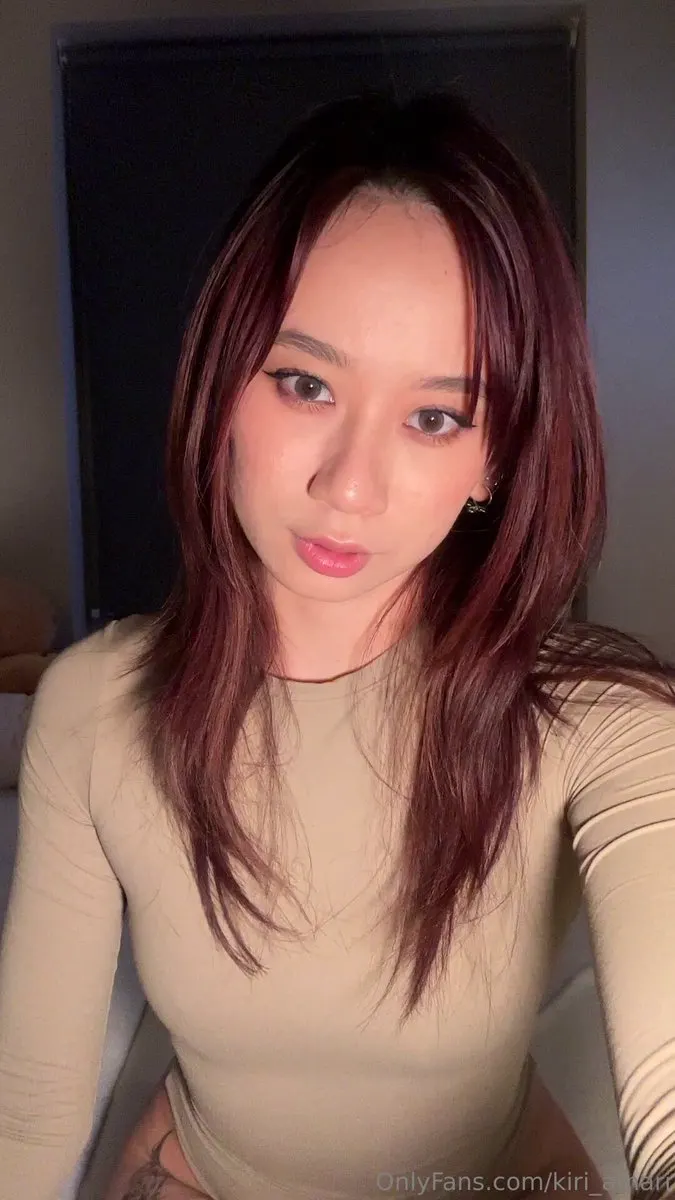 温柔系大姐姐上线啦 ~ 轻轻的笑，温柔的眼神， 靠近一点就像被她的温柔包围了 @chase_psz @chase_ysq @chase_pzt @chase_… · 妍奢