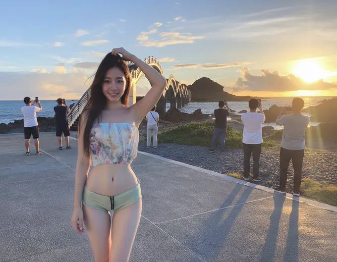 原來這樣就是齊B小短褲哦….? 我還真第一次聽過 怎麼聽起來那麼色啊⋯⋯ · 別笑我肥瑾