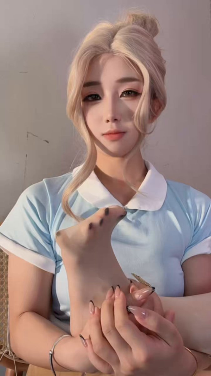 不看脚挑战 · 嘟奇