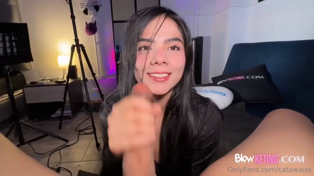 Wataa 🧑‍🦳 · Rough Bang