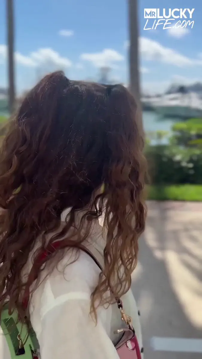 Wataa 🧑‍🦳 · Making love openly