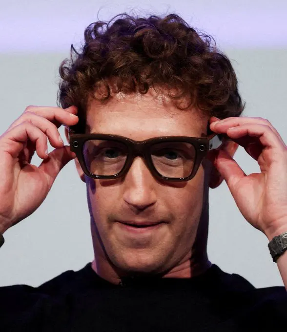 Meta faces new lawsuit over its “perv glasses” More than 70 people are suing Me… · non aesthetic things