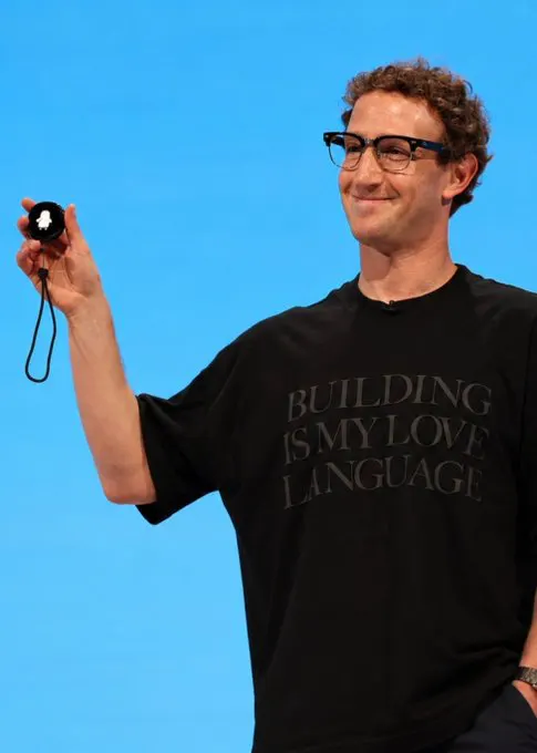 Meta unveils Muse Charm, a tiny keychain sized AI device with a Tamagotchi-styl… · non aesthetic things
