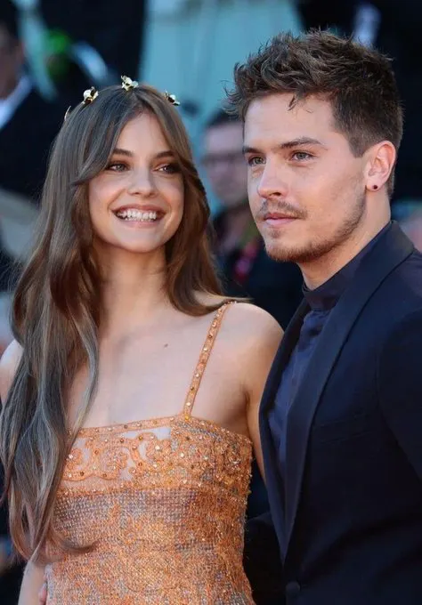 Dylan Sprouse & Barbara Palvin welcome their first baby! “We took Labor Day lit… · non aesthetic things