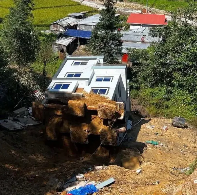 House in Nepal remains standing after being swept away by a landslide A house i… · non aesthetic things