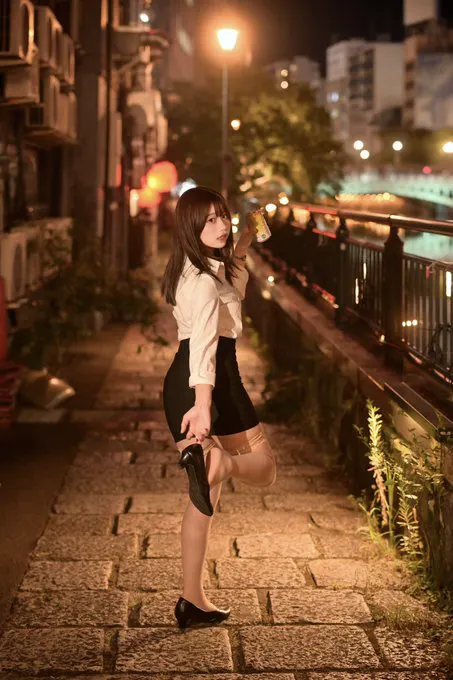 続きは二軒目で · わたすけ🍵🩵コスホリ9/26(土)C43-44