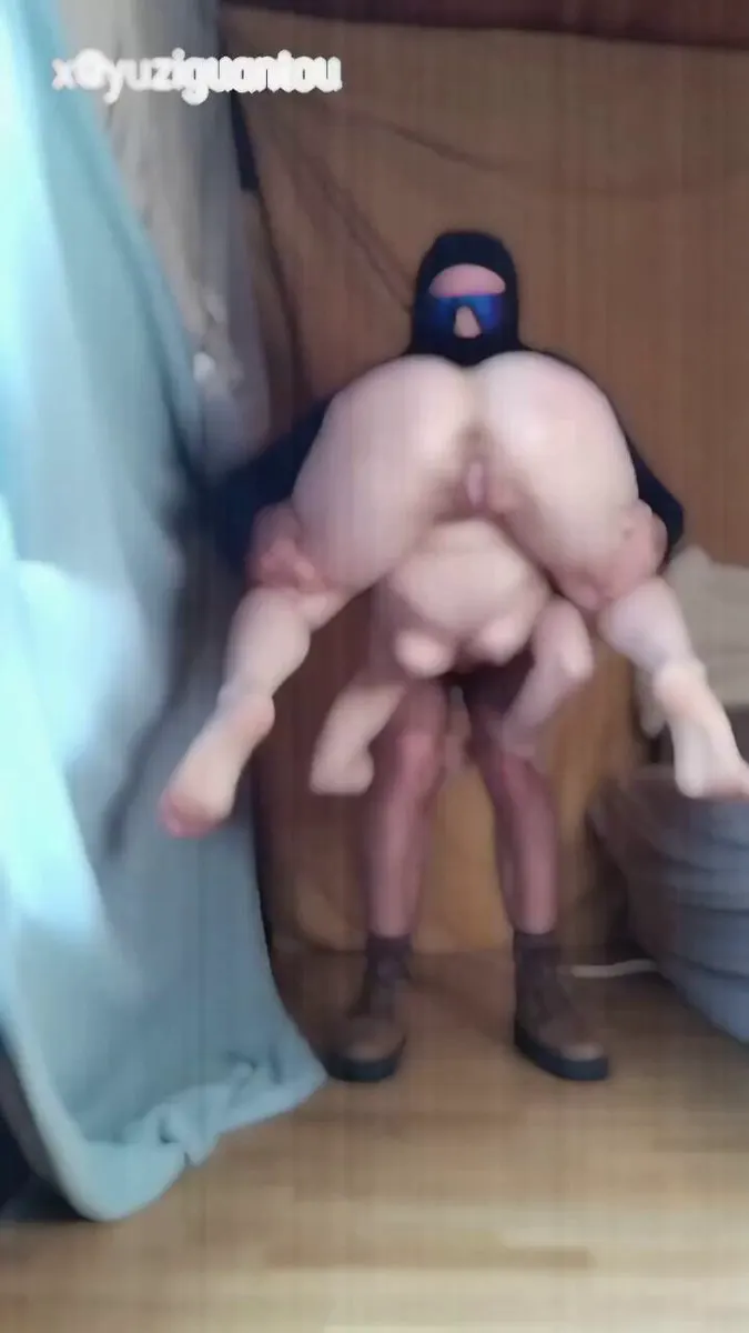 不可以...这种姿势...啊...完全被端起来了...什么嘛...拿人家当肉便插啊...讨厌死了~ · 短剧速看 每日更新